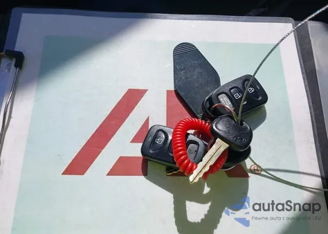 2018 Hyundai Elantra Sel z USA, uszkodzony, nr VIN 5NPD84LF1JH335015